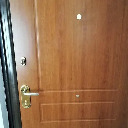 Downtown Apartamento Kalamata